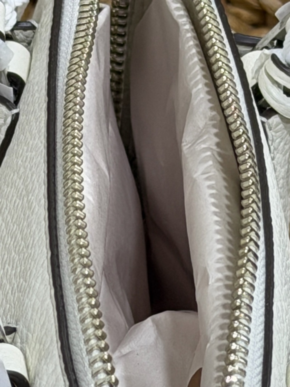 Tory Burch Mini‎ Swing Bag in White - Picture 4 of 4